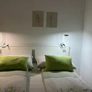 Rated - Ac, Wifi, 24h7days Self Check-in, Board Games, Netflix , Vienna Austria